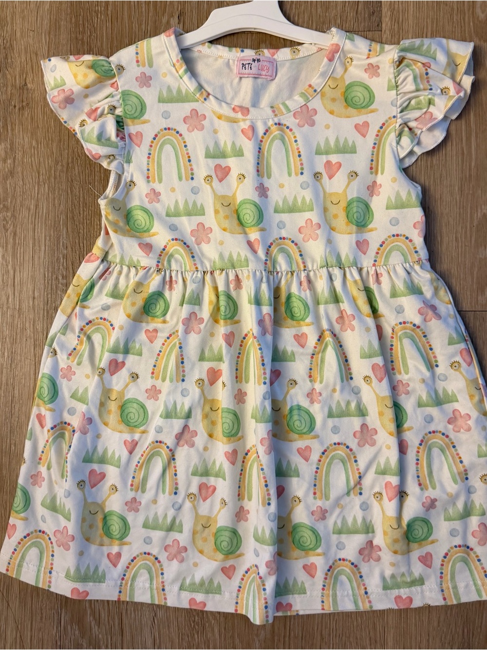 Pete& Lucy Girl's Size 6/6X Flutter Sleeve Top With Pastel Springtime Theme